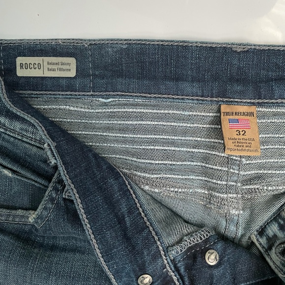 True Religion Ripped Blue Jeans Size 32 Denim - Picture 3 of 4